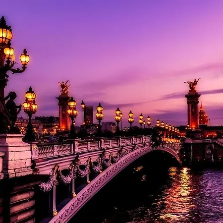 Rivoli Notre Dame D'hotes Private 4*