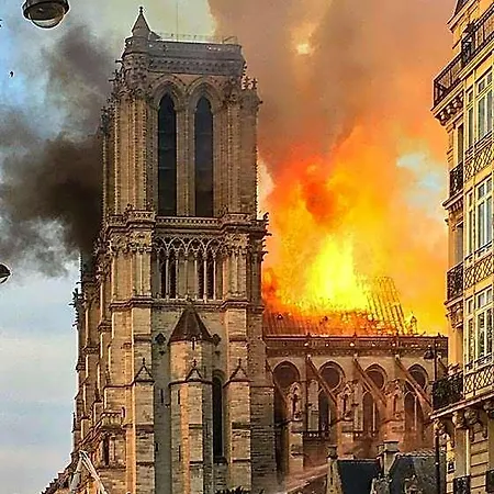 Rivoli Notre Dame D'hotes Private 4*